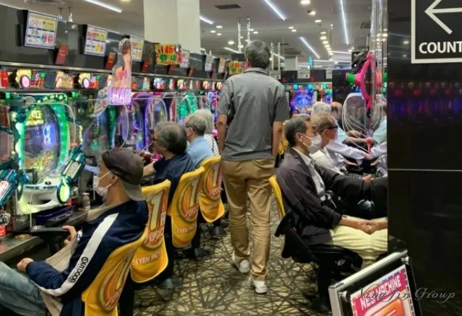 2024年日本出生人口不足70万，危机比预想快15年！